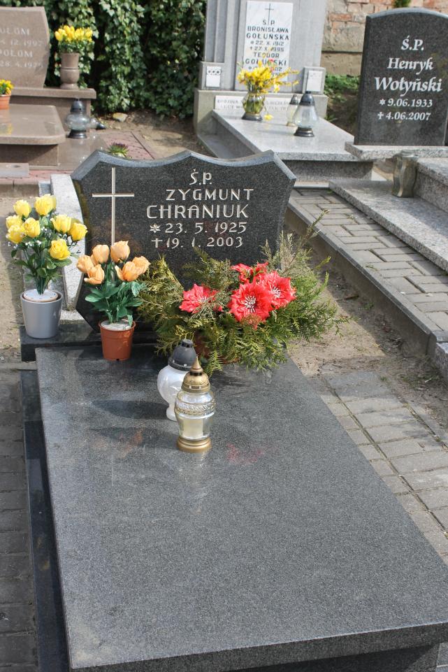 Zygmunt Chraniuk 1925 Starogard Gdański ś. Mateusza - Grobonet - Wyszukiwarka osób pochowanych