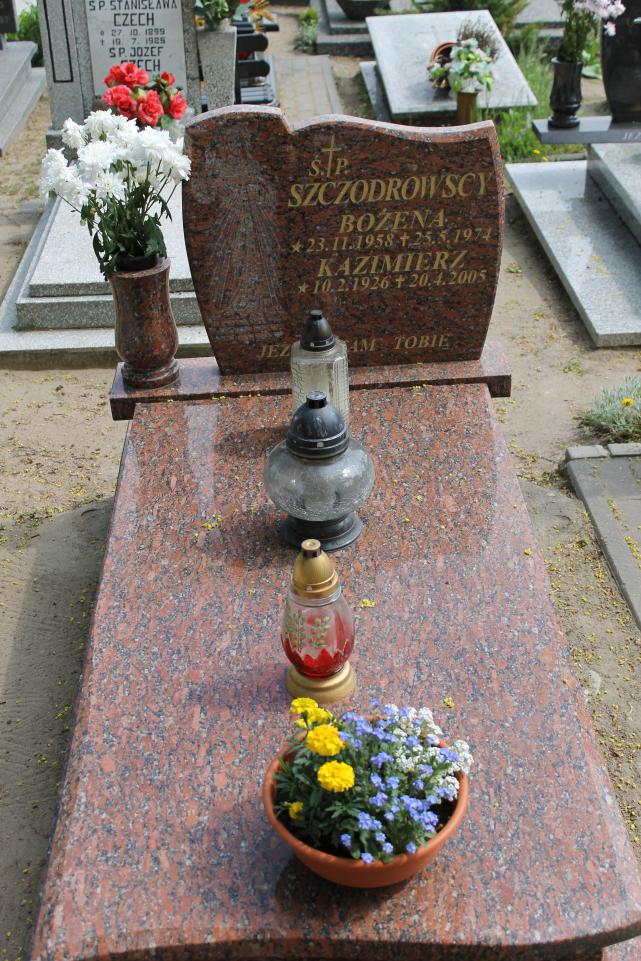 Bożena Szczodrowska 1958 Starogard Gdański ś. Mateusza - Grobonet - Wyszukiwarka osób pochowanych