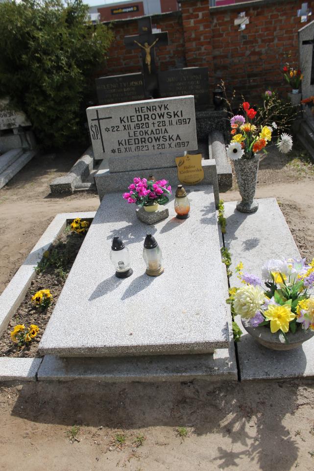 Henryk Kiedrowski 1920 Starogard Gdański ś. Mateusza - Grobonet - Wyszukiwarka osób pochowanych