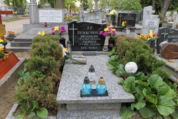 Bronisława Ziółkowski 1904 Starogard Gdański ś. Mateusza - Grobonet - Wyszukiwarka osób pochowanych