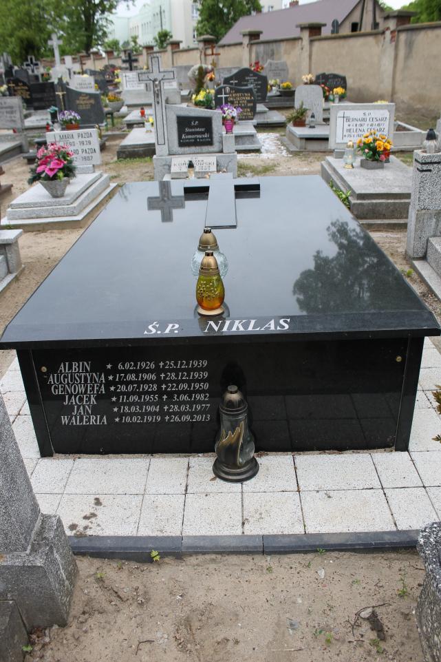 Albin Niklas 1926 Starogard Gdański ś. Mateusza - Grobonet - Wyszukiwarka osób pochowanych