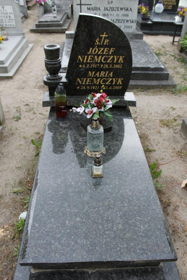 Józef Niemczyk 1917 Starogard Gdański ś. Mateusza - Grobonet - Wyszukiwarka osób pochowanych