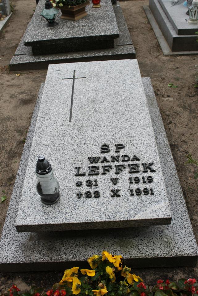 Wanda Leffek 1919 Starogard Gdański ś. Mateusza - Grobonet - Wyszukiwarka osób pochowanych