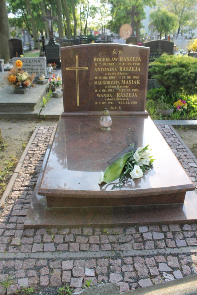 Wanda Raszeja 1911 Starogard Gdański ś. Mateusza - Grobonet - Wyszukiwarka osób pochowanych