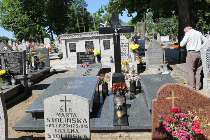 Krystyna Kensicka 1933 Starogard Gdański ś. Mateusza - Grobonet - Wyszukiwarka osób pochowanych