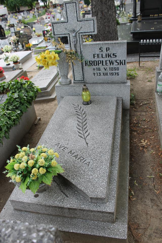 Bogusław Nawrocki 1930 Starogard Gdański ś. Mateusza - Grobonet - Wyszukiwarka osób pochowanych