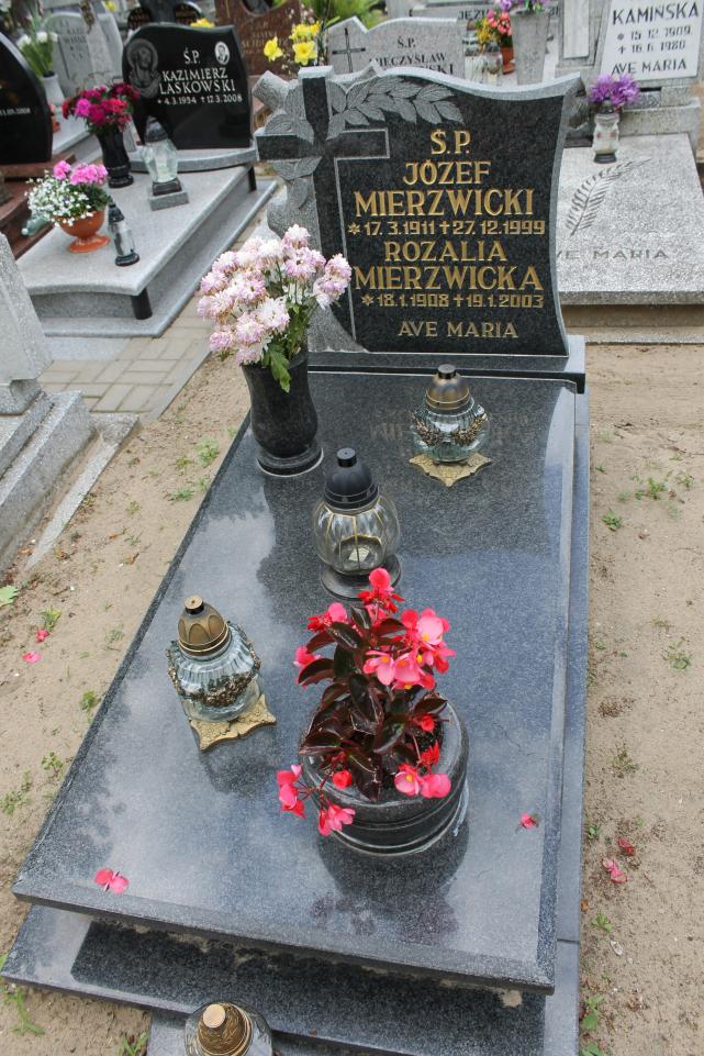 Józef Mierzwicki 1911 Starogard Gdański ś. Mateusza - Grobonet - Wyszukiwarka osób pochowanych